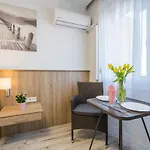 Myflat Laura Апартаменты *