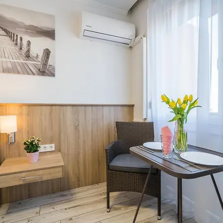 Myflat Laura Apartment *